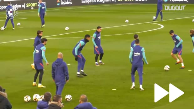Once is enough: Messi doesn’t like being in middle of the rondo